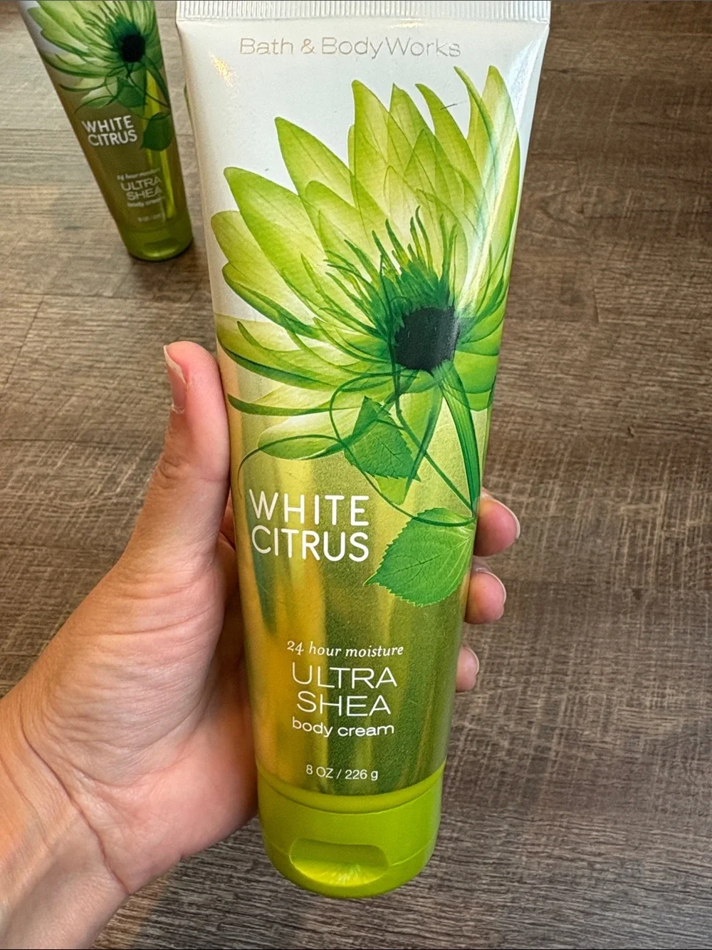Bath & Body Works White Citrus Shower Gel & Ultra Shea Body Cream Set of 4 NEW